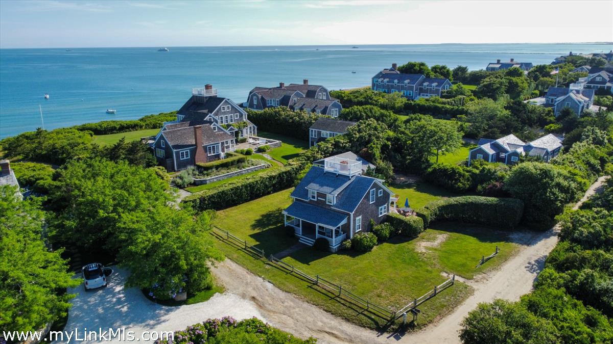 1 East Hallowell Lane Nantucket