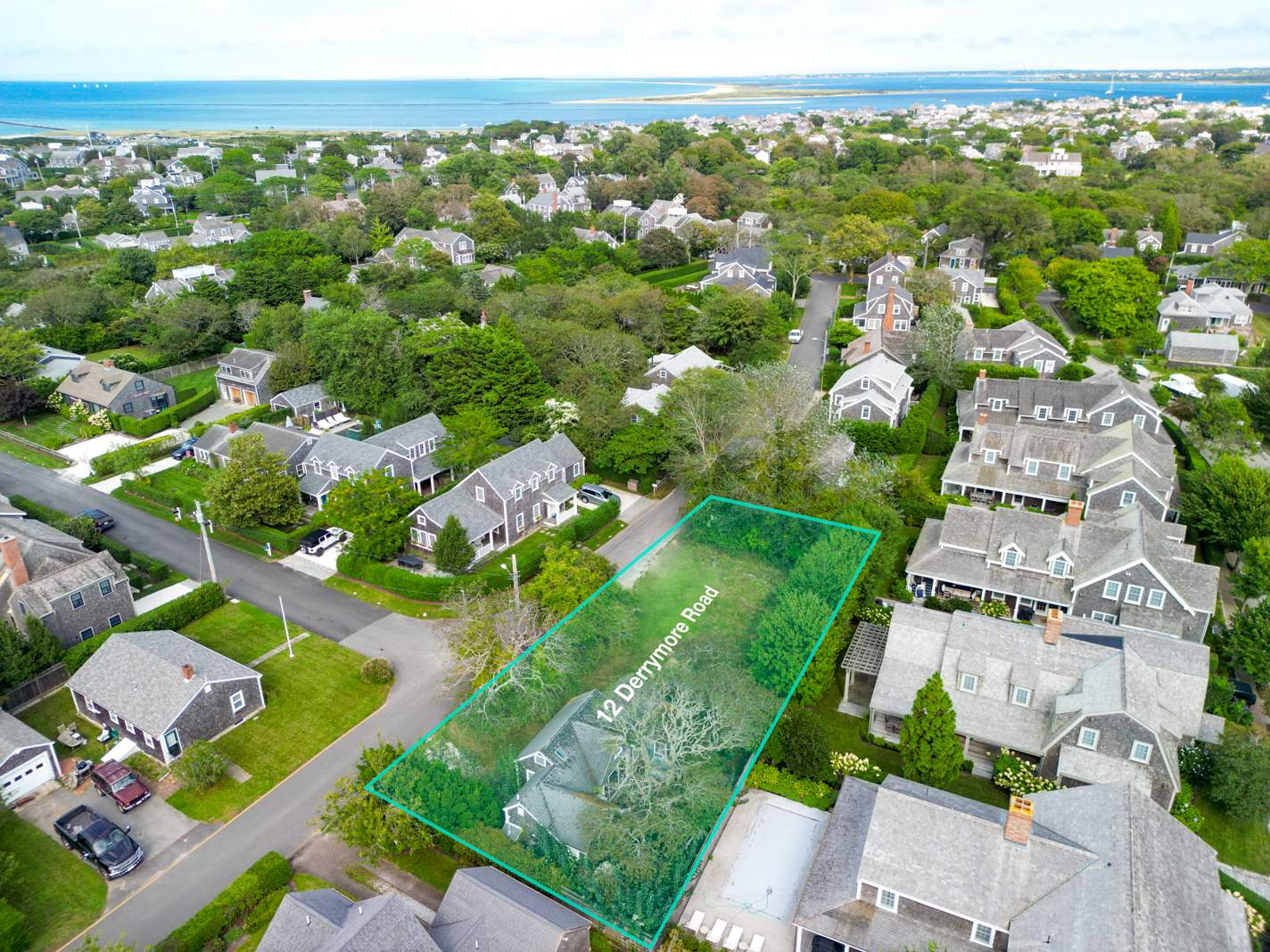 12 Derrymore Road Nantucket