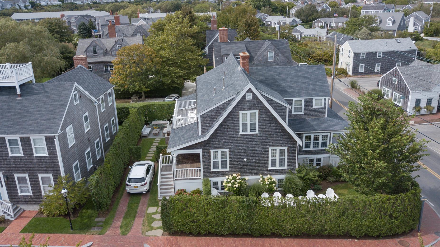 1 Dolphin Court Nantucket
