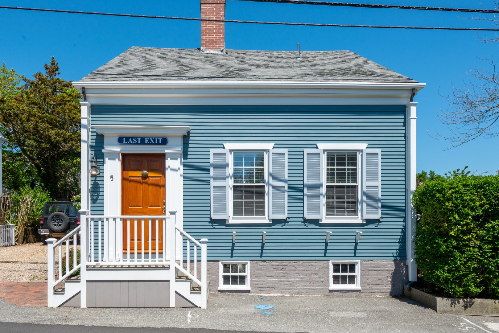 5 East Dover Street Nantucket