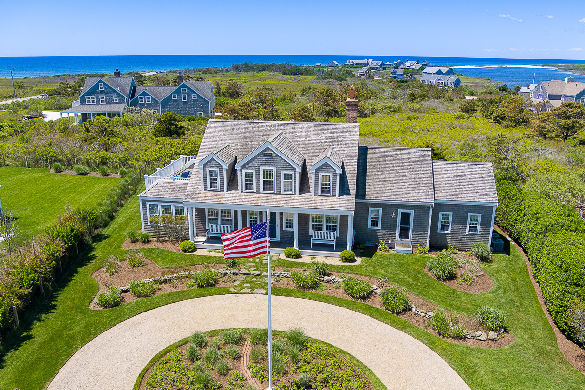 2 Tautemo Way Nantucket