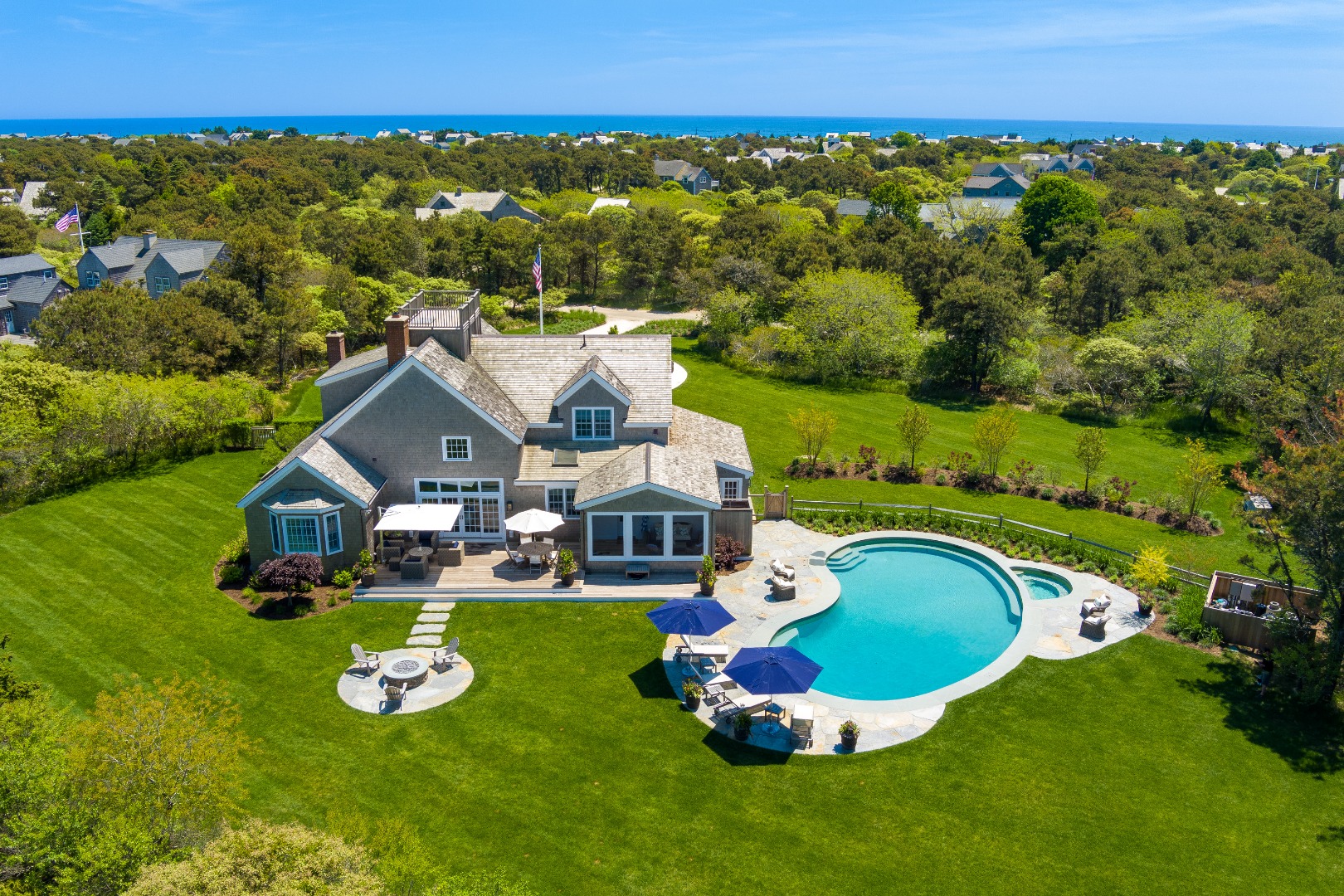 24 Masaquet Avenue Nantucket