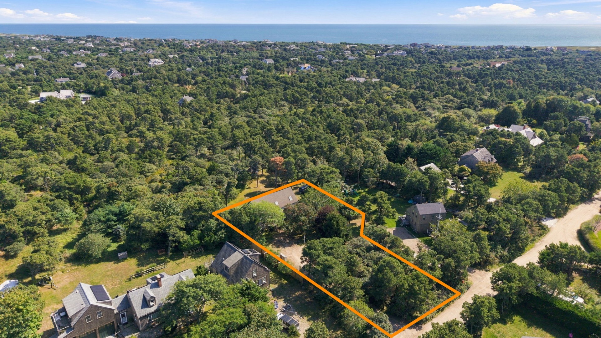 10 10 Field Avenue Nantucket