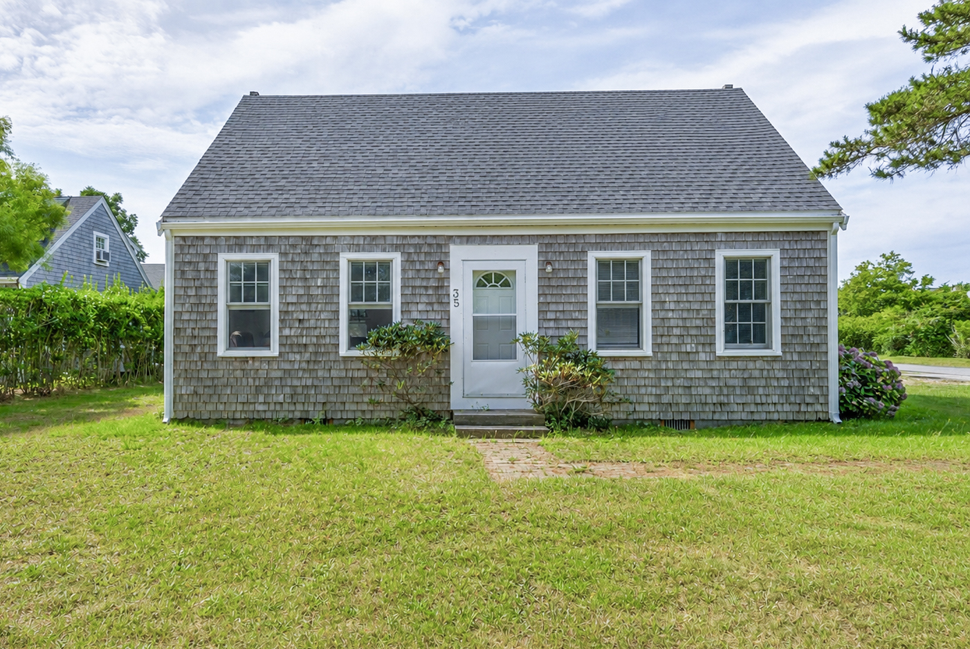 35 35 Surfside Road Nantucket