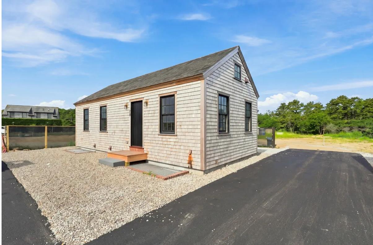 2A Forrest Avenue Nantucket