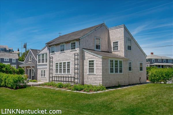 21 Jefferson Avenue 21 Jefferson Avenue
