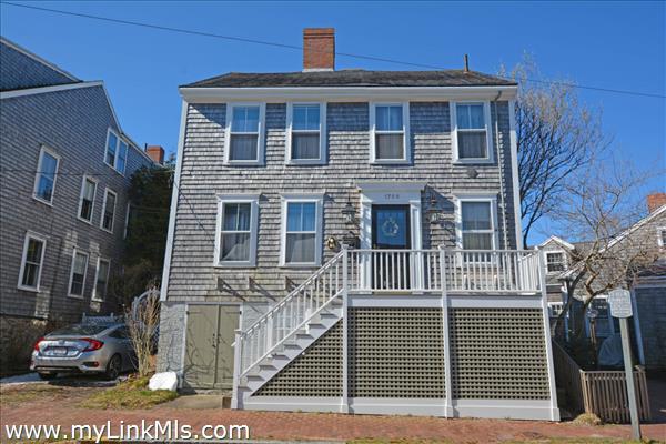 28 North Water Street 28 North Water Street