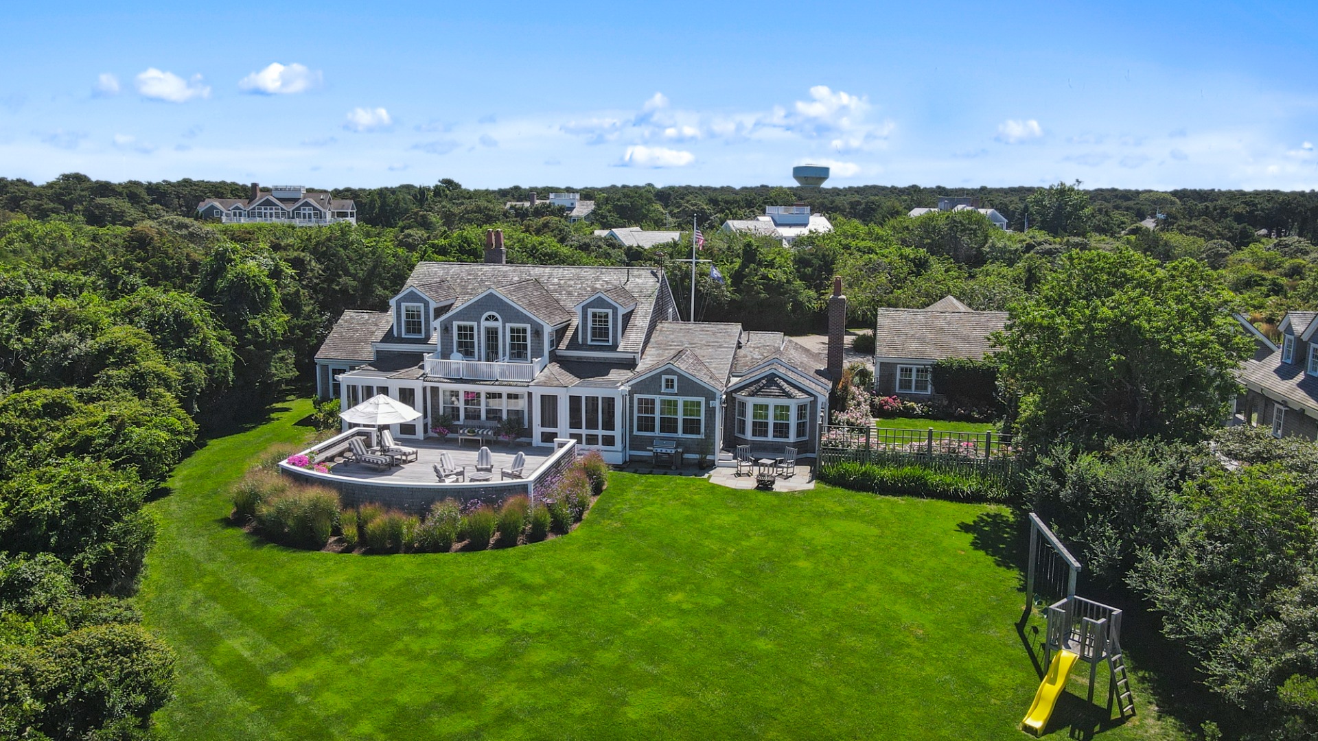 8 Cathcart Road Nantucket