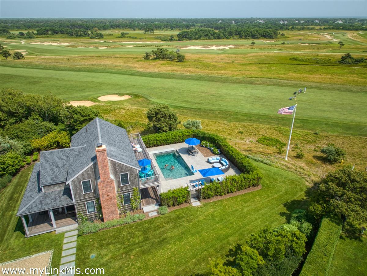 13 Hendersons Drive Nantucket