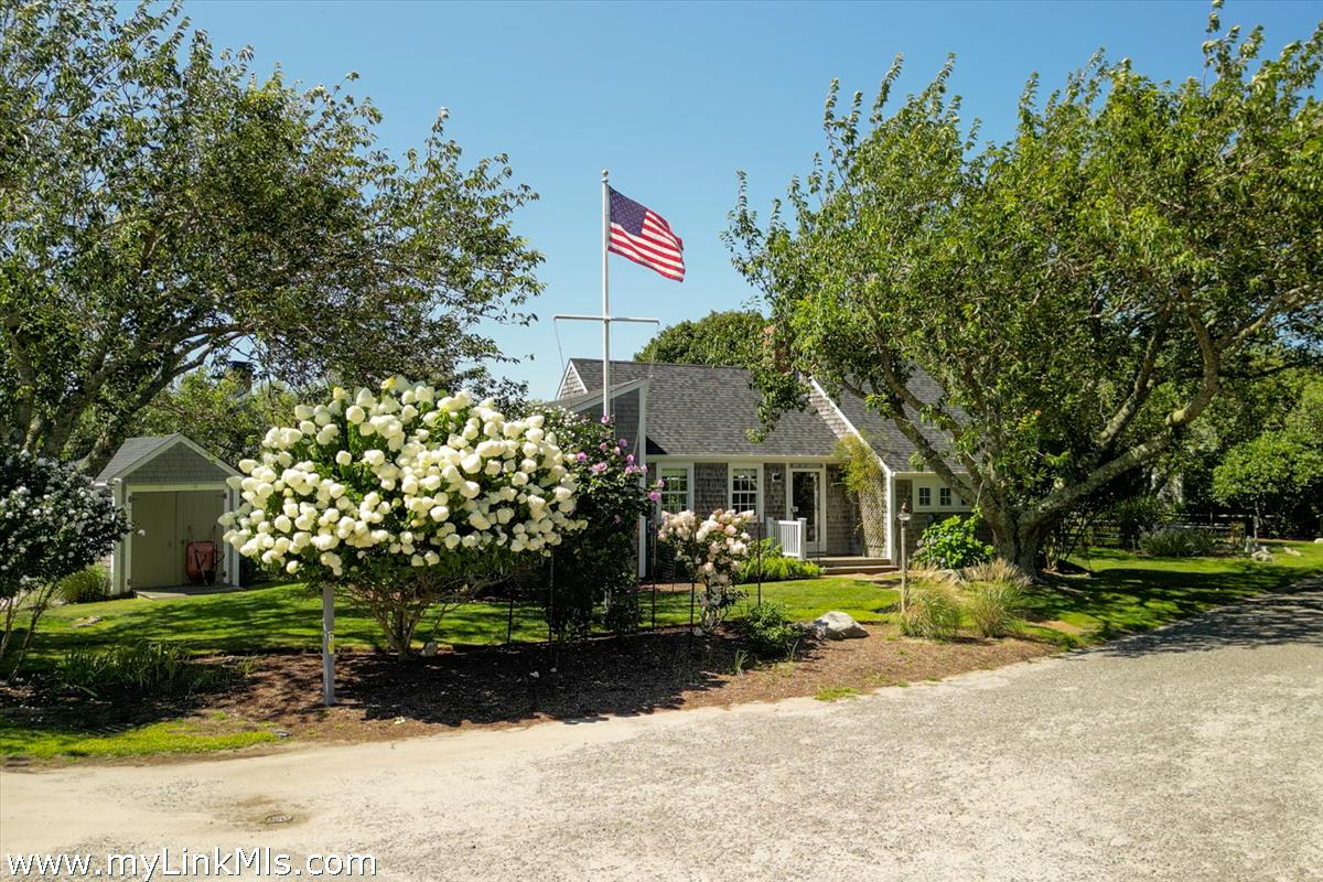 2 Towaddy Lane Nantucket