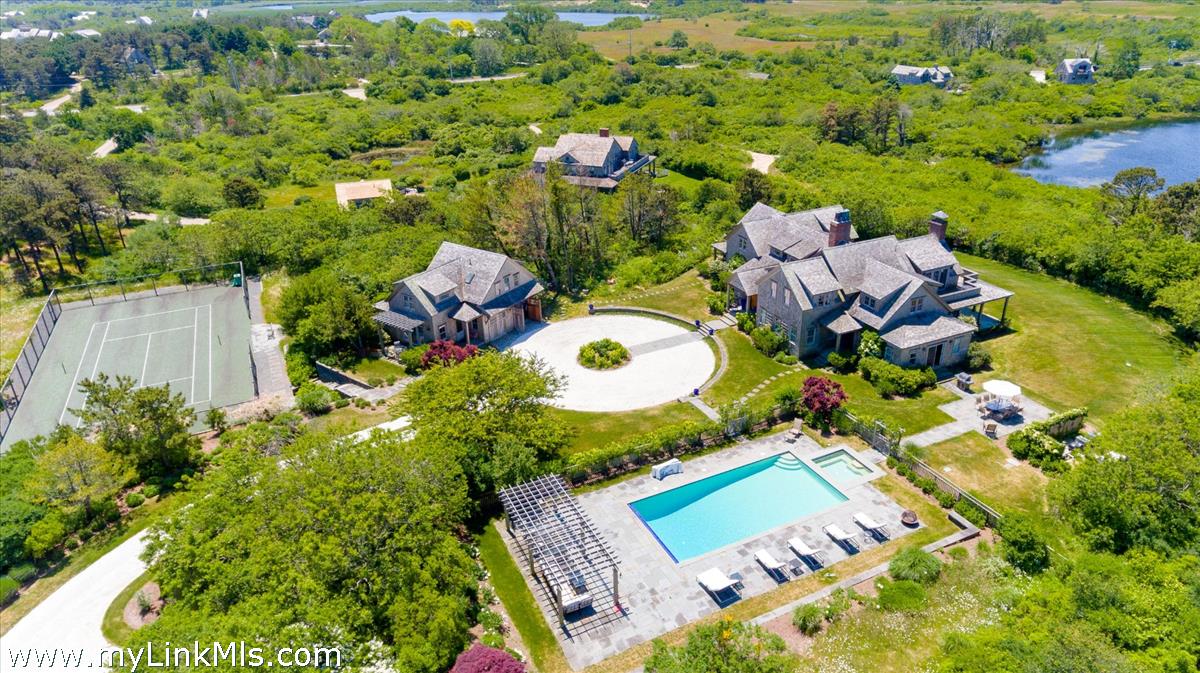 8 Maxey Pond Road Nantucket