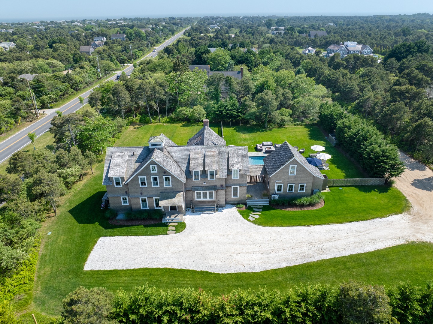 115 Surfside Road Nantucket
