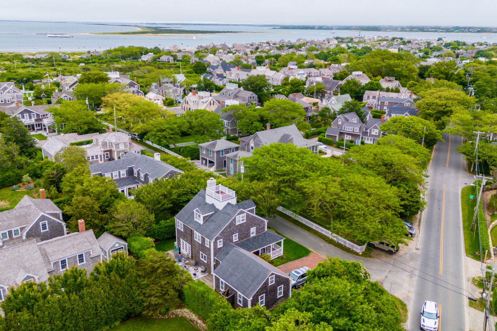 61 Cliff Road Nantucket