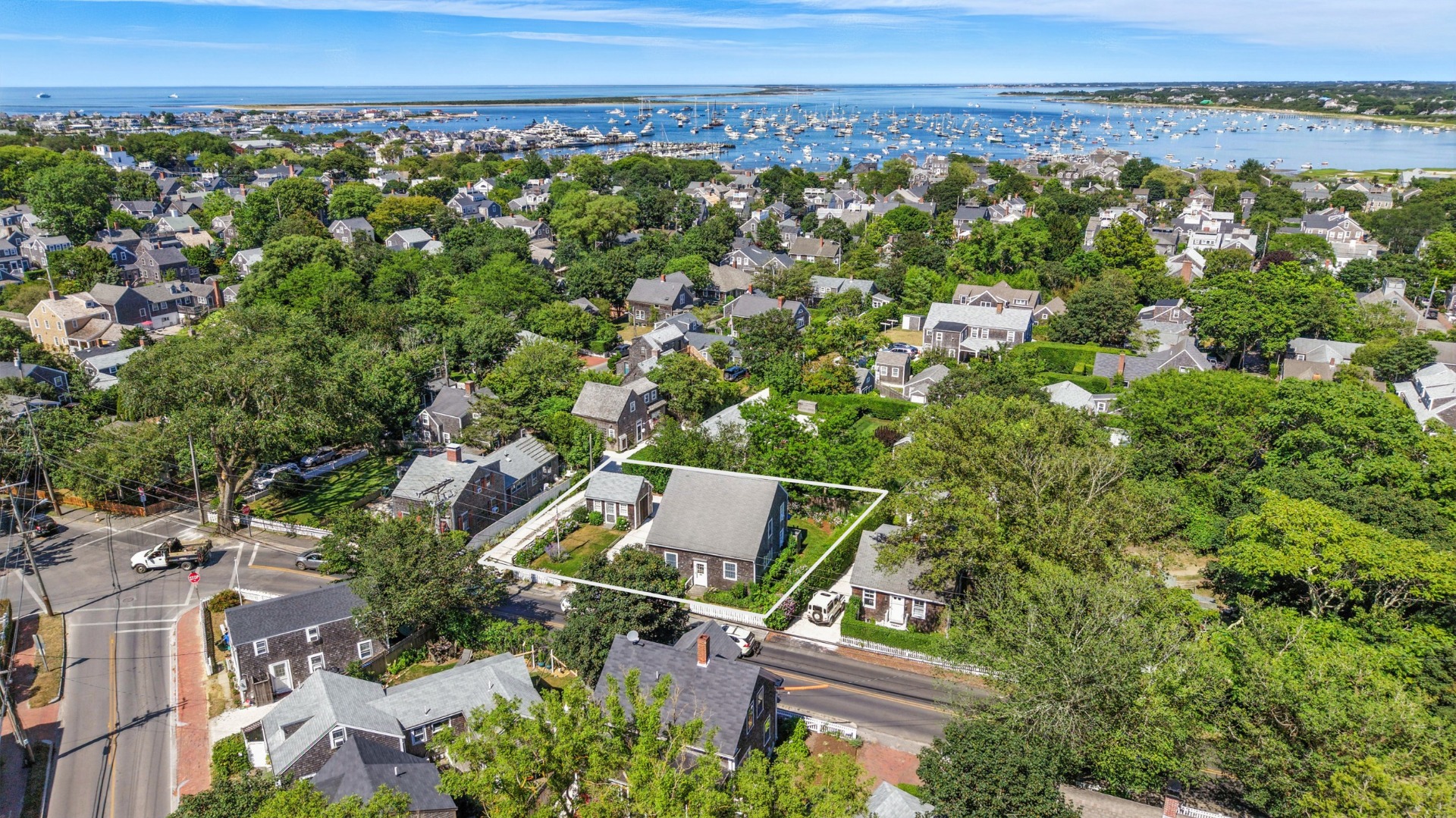 52 Pleasant Street Nantucket