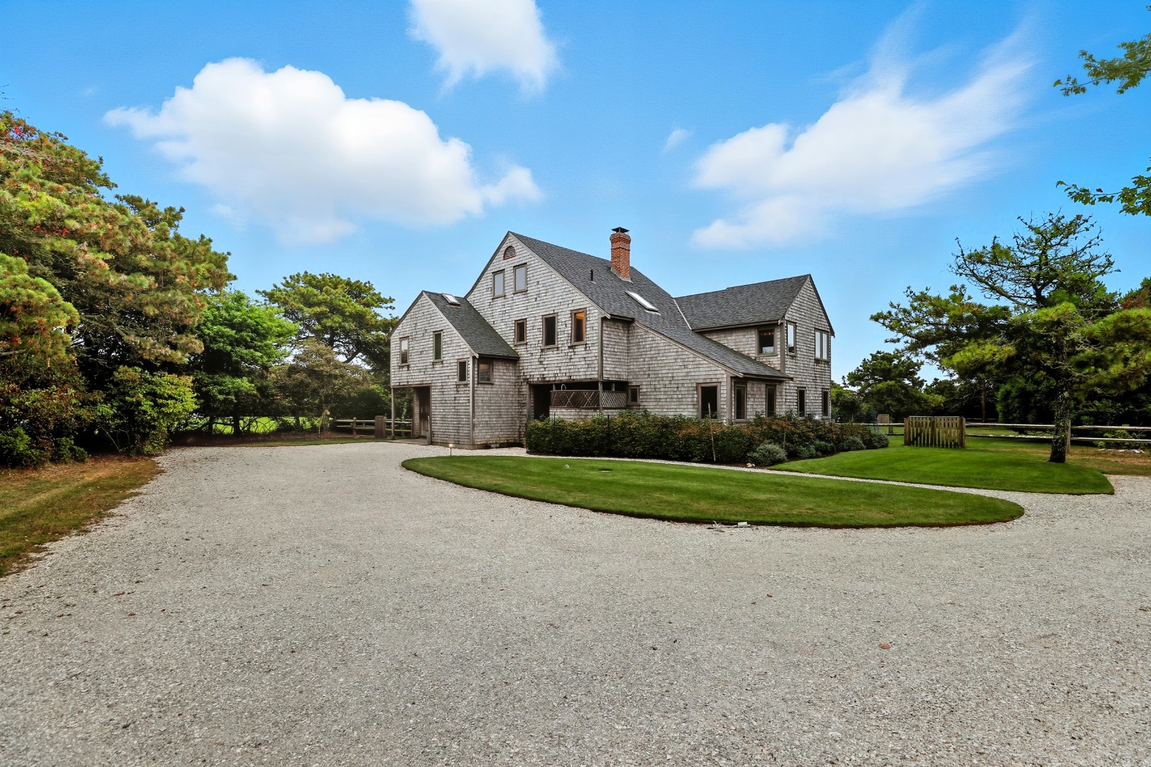 17 Pond View Drive Nantucket