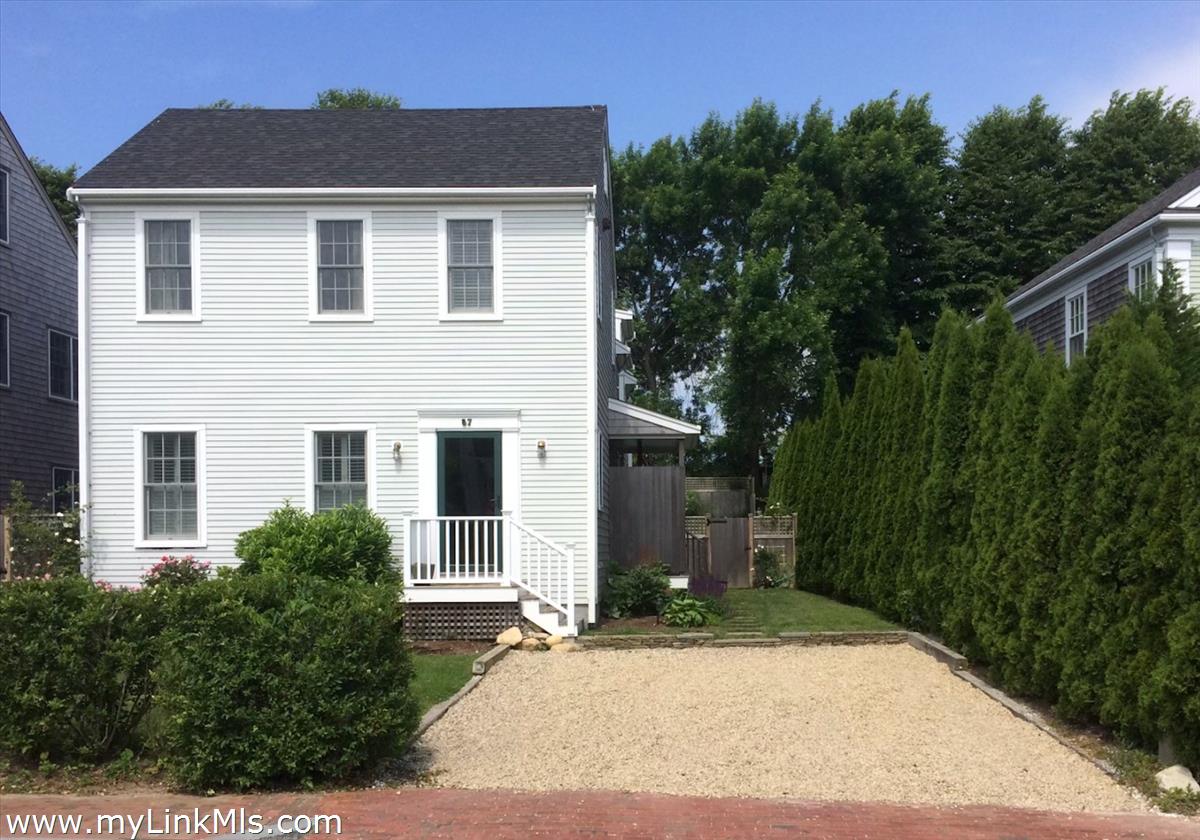 87 Goldfinch Drive Nantucket