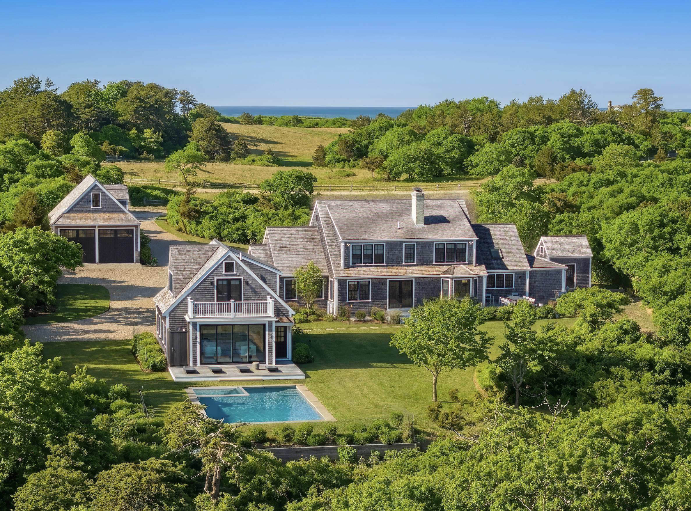 174 Cliff Road Nantucket