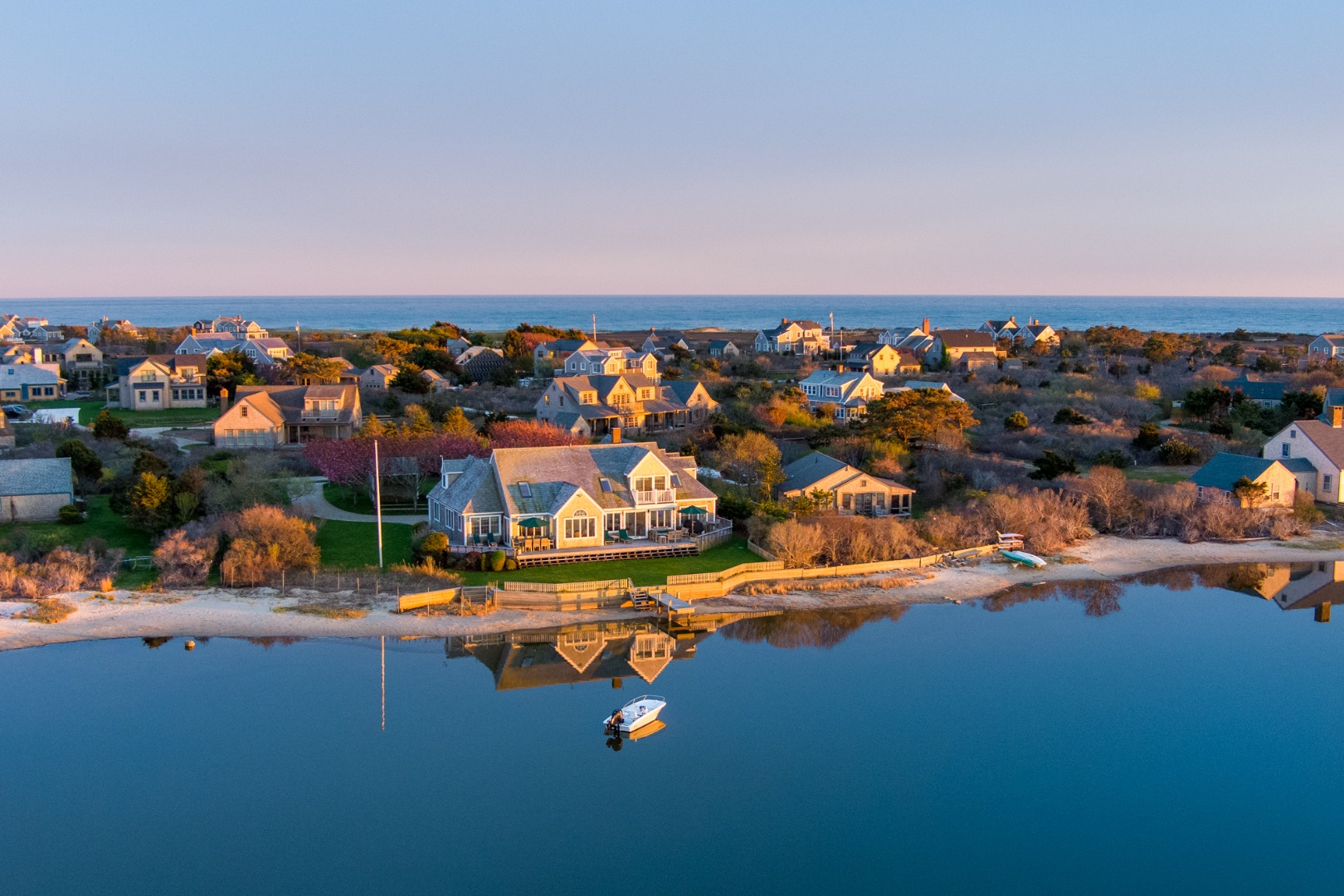 16 Tautemo Way Nantucket