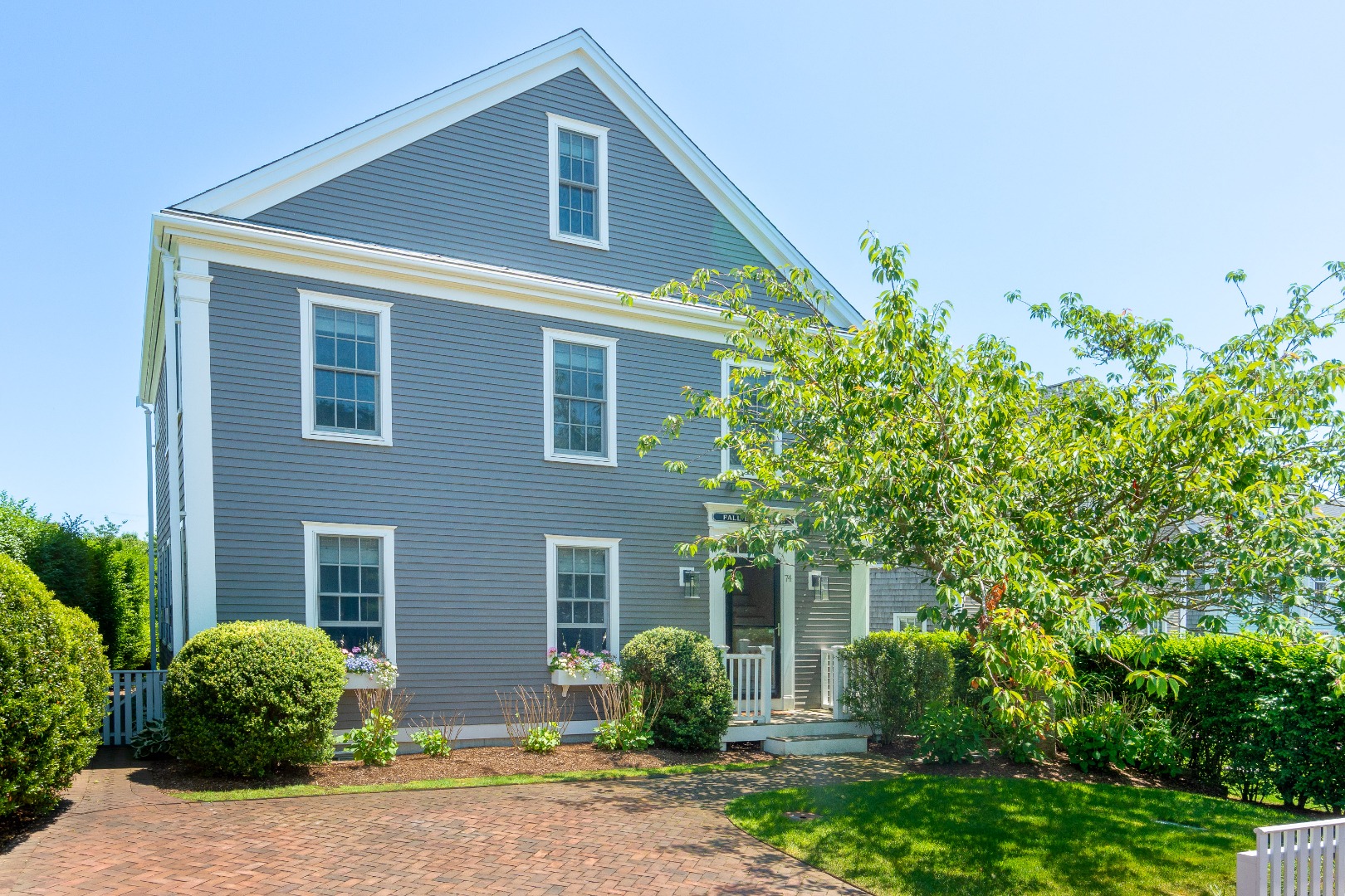 74 Goldfinch Drive Nantucket