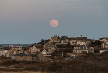 Full Moon Rising